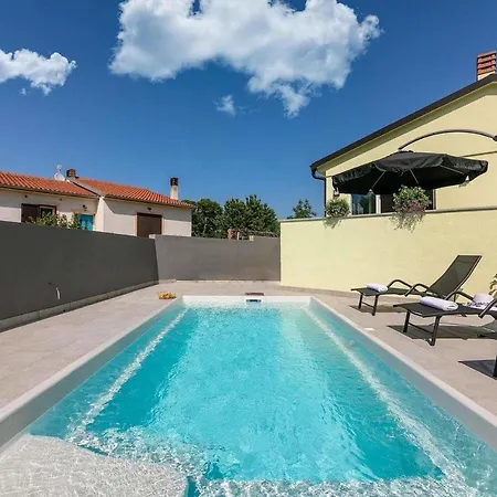 Casa Soleil Дом отдыха Rakalj