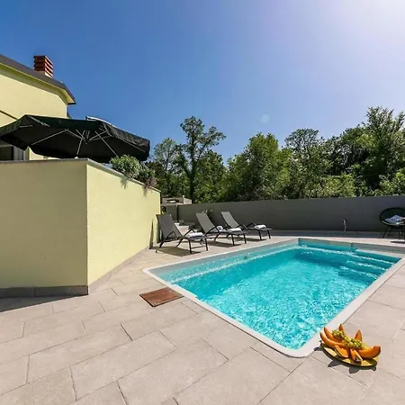 Casa Soleil Дом отдыха Rakalj